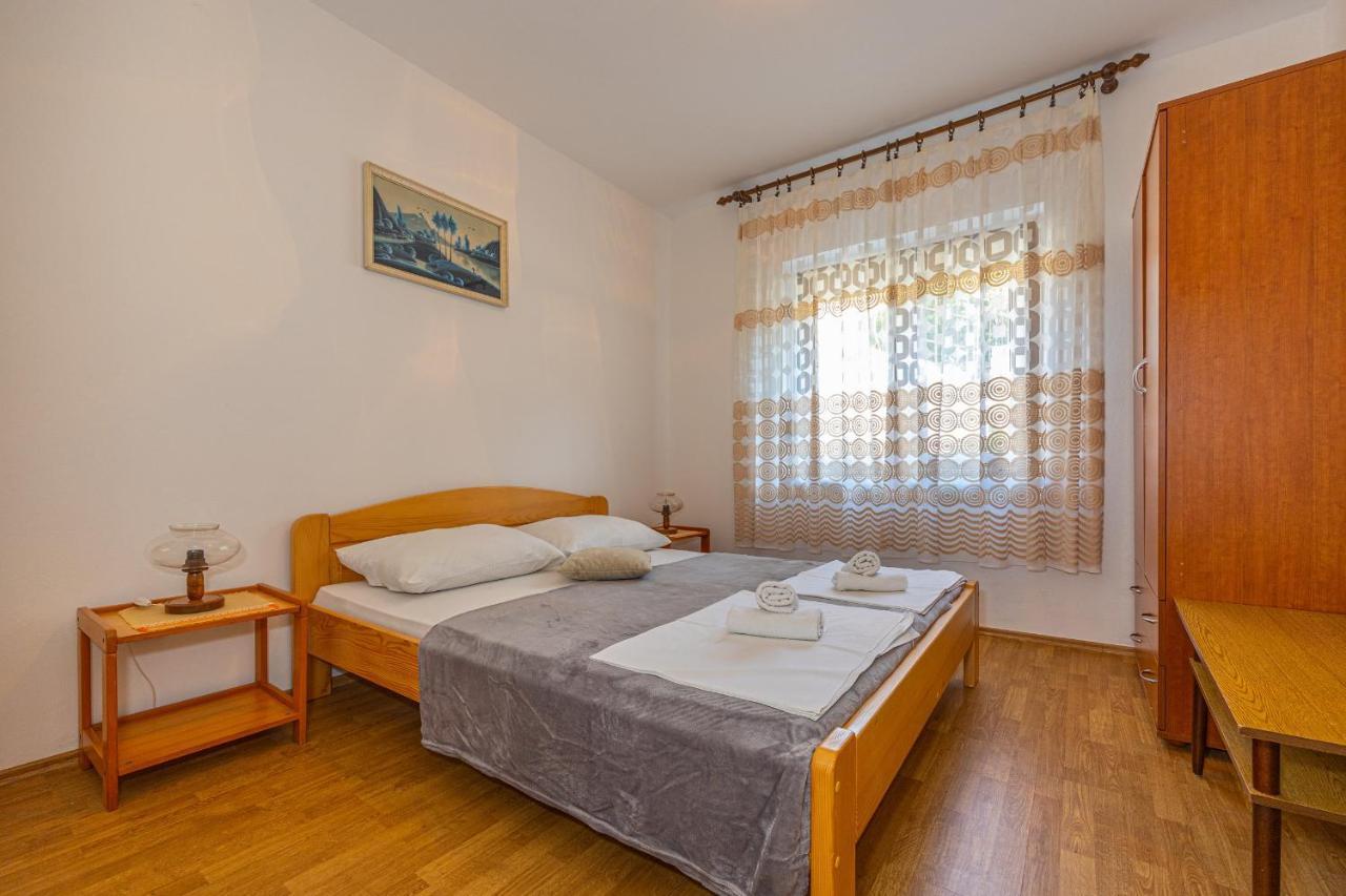 Stefka Apartment *