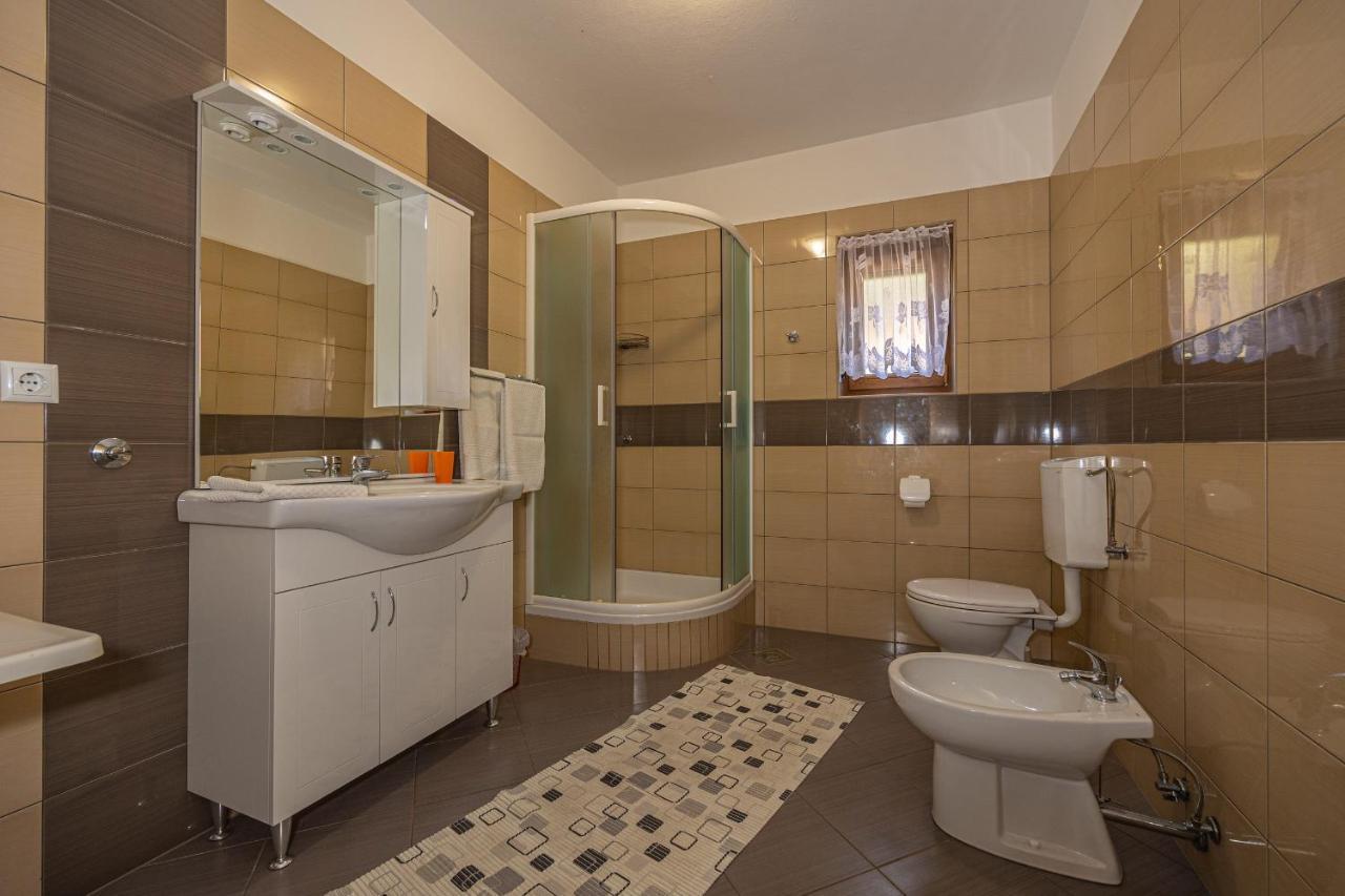 Apartment Stefka *