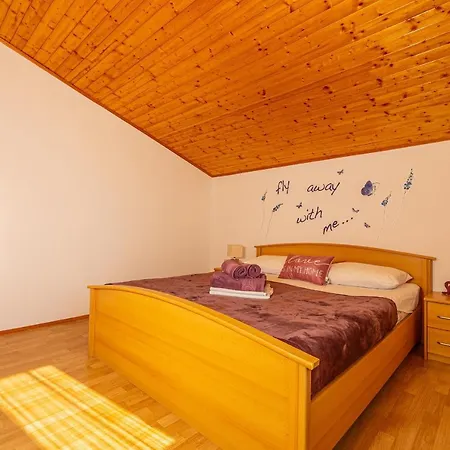 Apartmani Stefka Dramalj Exterior photo