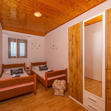 Apartmani Stefka Dramalj Exterior photo