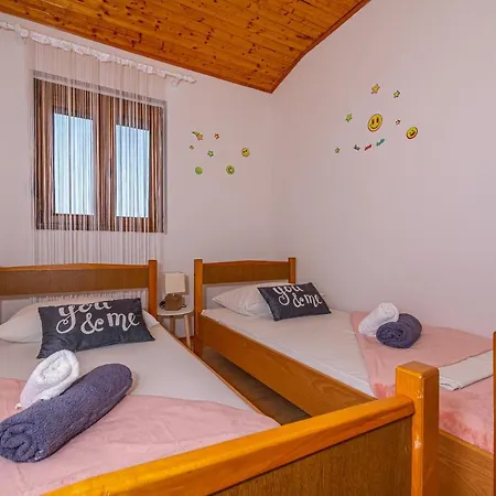 Apartmani Stefka Dramalj Exterior photo