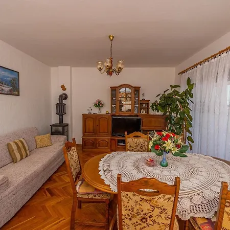 Apartmani Stefka Dramalj Exterior photo